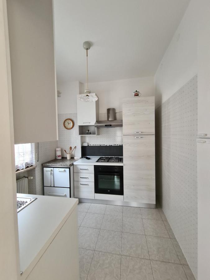Le Peonie Apartment Riva del Garda Exterior photo